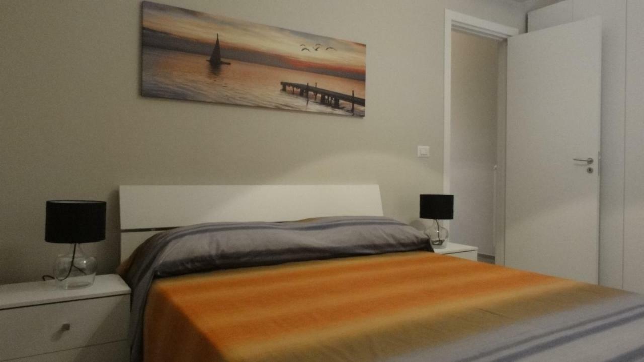 Casa Vacanze La Scalinata บิสเชลเย ภายนอก รูปภาพ